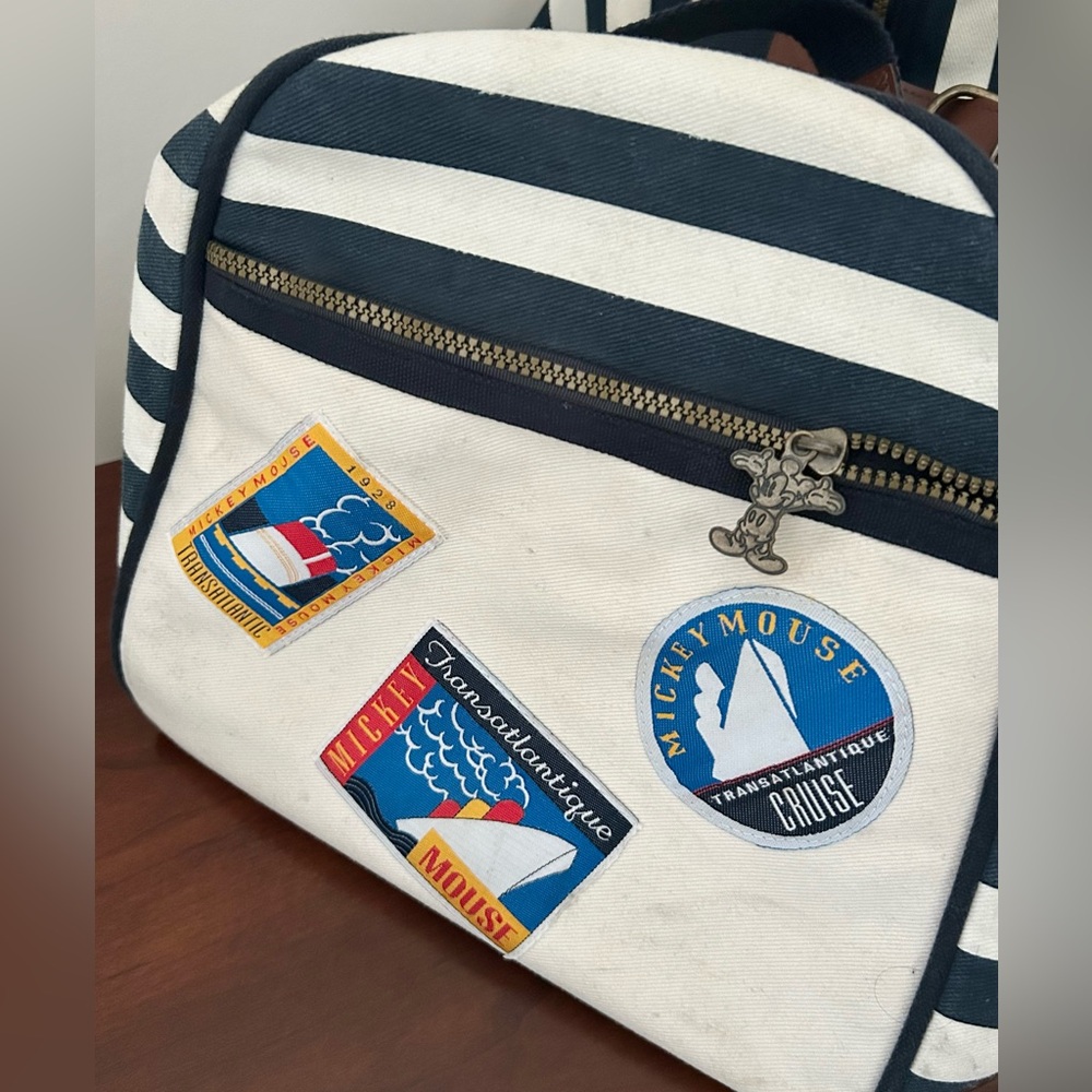 Disney Bag - Picture 2 of 12